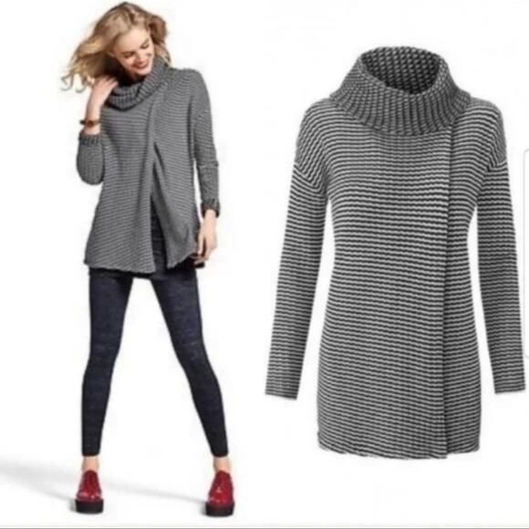 CAbi Fergie Cowl Neck Black White Split Front  Back Style Sweater Size Small - Picture 2 of 13